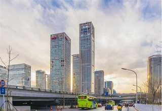 双色亮片笔袋链条包哪里有卖